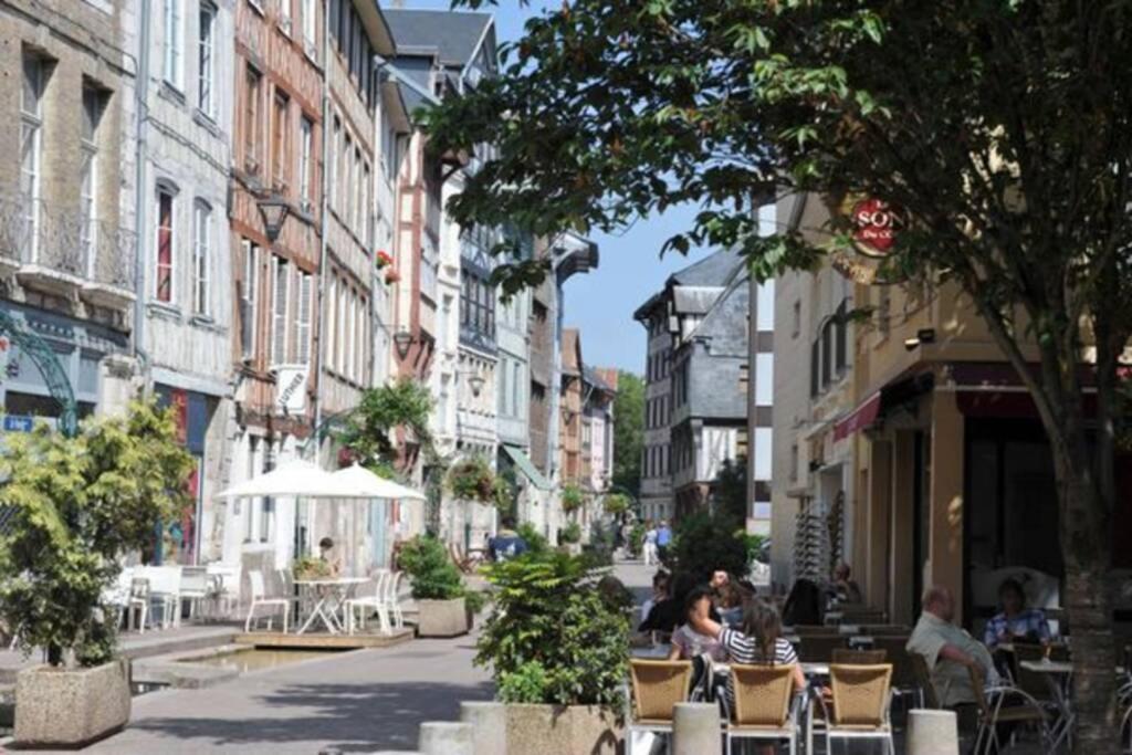 Sous Les Nuages Apartment Rouen Bagian luar foto